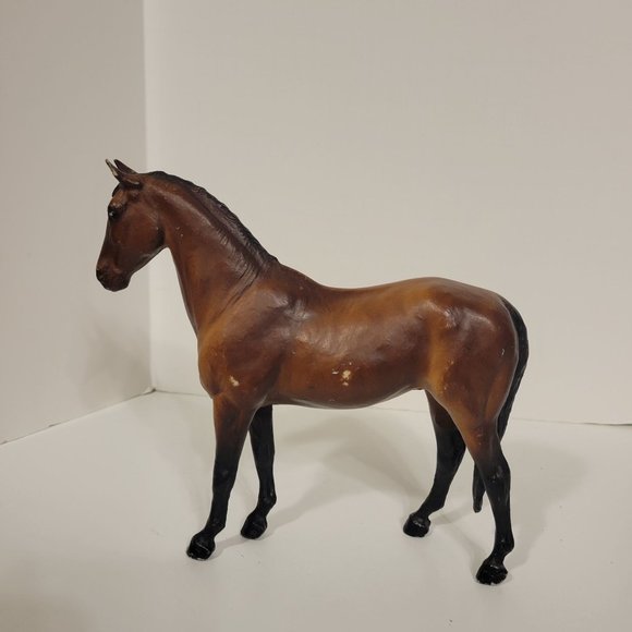 Vintage Breyer 7" Plastic Bay Horse with Braided Mane 1960's to 1980's - Picture 2 of 7